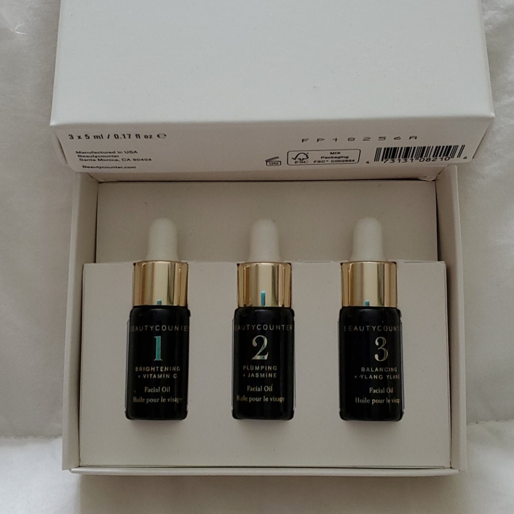 Beautycounter Glo and Go Mini Oils